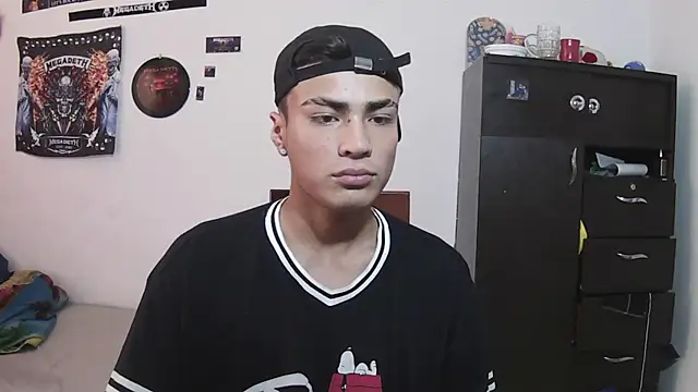 Snapshot of Fenix_hardcock chatting on June 16, 2026, 5:15 pm Fenix hardcock online show from June 16, 2026, 5:15 pm