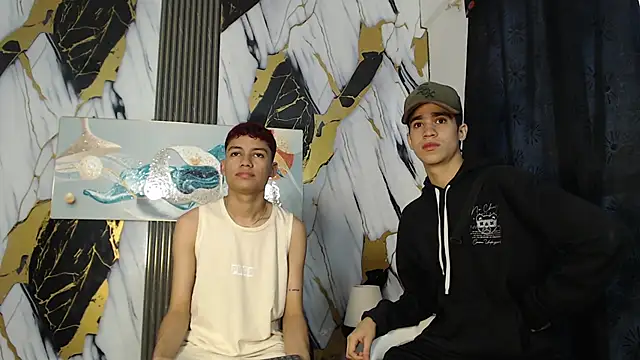KING LOVERS1 online show from June 19, 2026, 1:59 pm