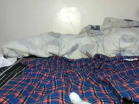Snapshot of Chocolatebabe98 chatting on June 3, 2026, 5:43 am Chocolatebabe98 online show from June 3, 2026, 5:43 am