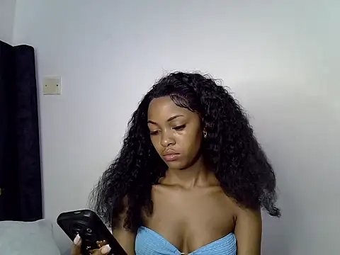 Snapshot of Afriona chatting on May 14, 2026, 9:54 pm Afriona online show from May 14, 2026, 9:54 pm