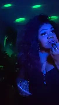 Snapshot of NailGoddessnow chatting on January 23, 2025, 8:04 am NailGoddessnow online show from January 23, 2025, 8:04 am