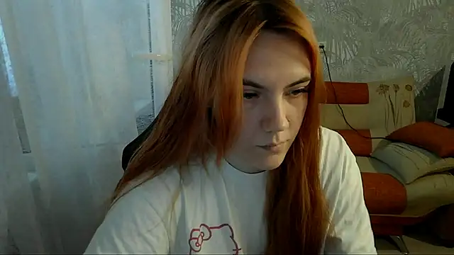 Snapshot of ember_fox__ chatting on June 2, 2026, 10:28 am ember fox online show from June 2, 2026, 10:28 am