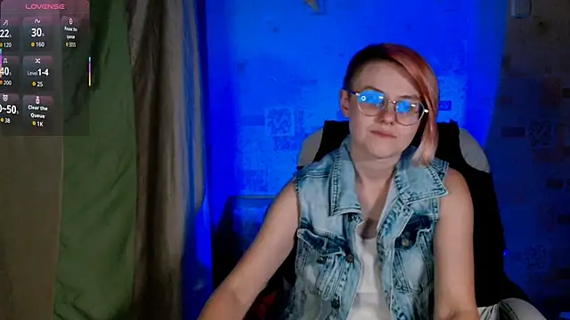 Snapshot of __Freya___ chatting on July 19, 2026, 4:11 pm Freya online show from July 19, 2026, 4:11 pm