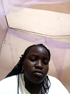 Snapshot of creamyy_pussie chatting on May 26, 2026, 6:59 pm creamyy pussie online show from May 26, 2026, 6:59 pm