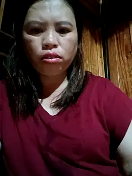 -Yeyi- online show from June 26, 2026, 9:41 pm