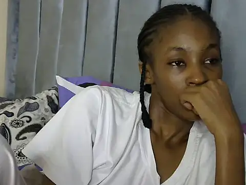Snapshot of slim_ebon chatting on July 2, 2026, 6:41 am slim ebon online show from July 2, 2026, 6:41 am