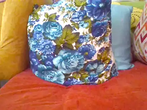 CreampyQueen1 online show from June 3, 2026, 8:06 am