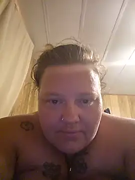 subbybabygirl696985 online show from June 15, 2026, 1:08 am