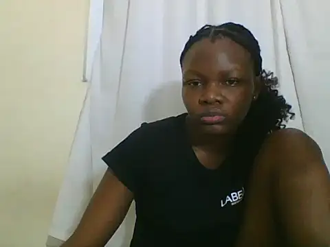 Sweetgal2025 online show from July 12, 2026, 5:37 pm