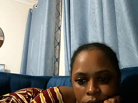 pretty zii online show from May 15, 2026, 6:04 pm