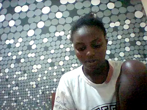liligal online show from June 25, 2026, 5:23 am