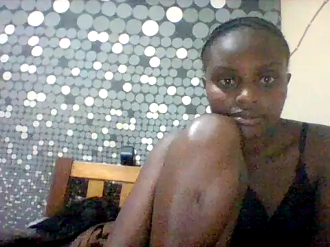 liligal online show from June 26, 2026, 8:02 pm