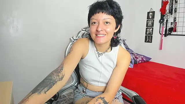 Snapshot of baby_punk_ chatting on June 28, 2026, 12:27 am baby punk online show from June 28, 2026, 12:27 am
