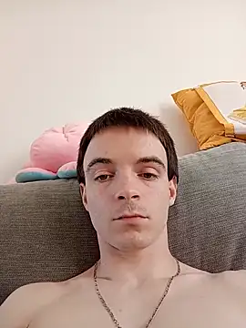 thomsnapchaud online show from July 12, 2026, 7:43 am