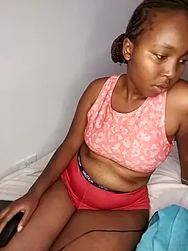 Snapshot of sexyygyall chatting on June 5, 2026, 11:43 pm sexyygyall online show from June 5, 2026, 11:43 pm