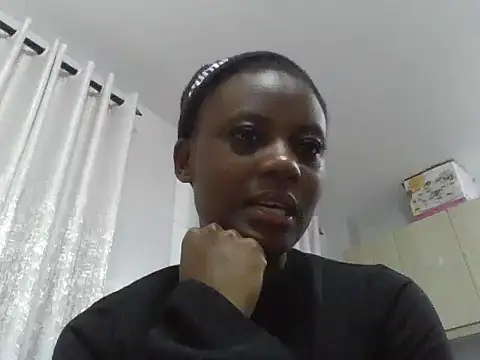Snapshot of Smalltittsbigass chatting on May 16, 2026, 5:34 pm Smalltittsbigass online show from May 16, 2026, 5:34 pm