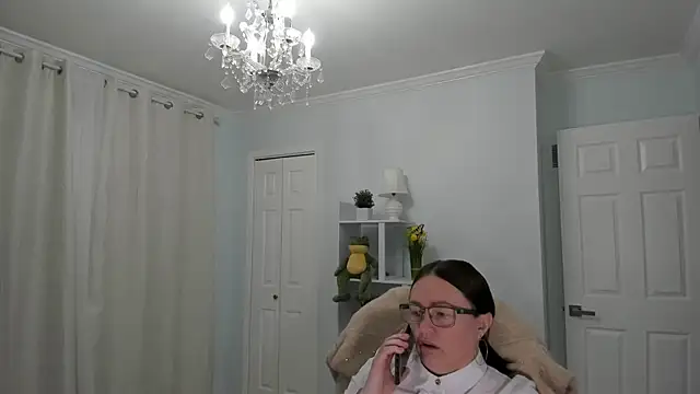 Snapshot of Vika73 chatting on March 11, 2025, 1:23 pm Vika73 online show from March 11, 2025, 1:23 pm