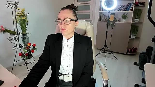 Vika73 online show from January 15, 2026, 7:57 am