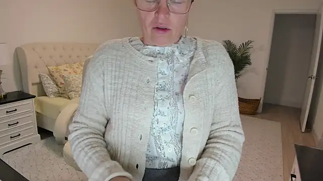 Vika73 online show from May 30, 2026, 11:29 am