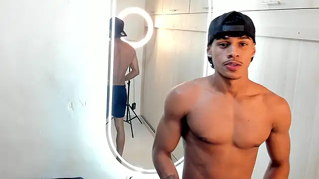 Joao da silva19 online show from June 3, 2026, 1:03 pm