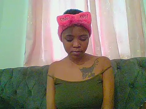 Snapshot of Sweet_cumshie chatting on May 22, 2026, 7:59 am Sweet cumshie online show from May 22, 2026, 7:59 am
