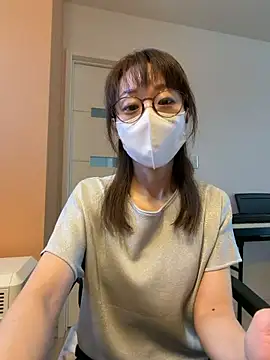 Snapshot of Kaede_00112 chatting on May 29, 2026, 12:19 am Kaede 00112 online show from May 29, 2026, 12:19 am