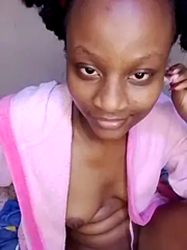 Snapshot of Sweetgirl263 chatting on June 14, 2026, 11:40 pm Sweetgirl263 online show from June 14, 2026, 11:40 pm
