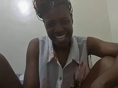 Snapshot of Eebony_Bubbly chatting on June 26, 2026, 11:47 am Eebony Bubbly online show from June 26, 2026, 11:47 am