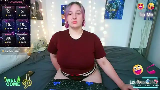 Snapshot of Annita_Alyson chatting on June 20, 2026, 7:16 pm Annita Alyson online show from June 20, 2026, 7:16 pm