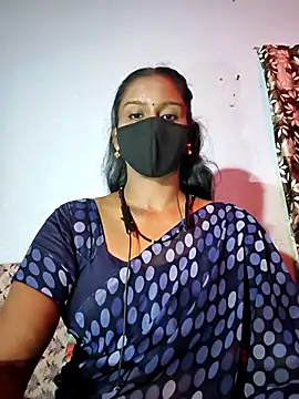 madhushree143 online show from July 10, 2026, 4:42 pm