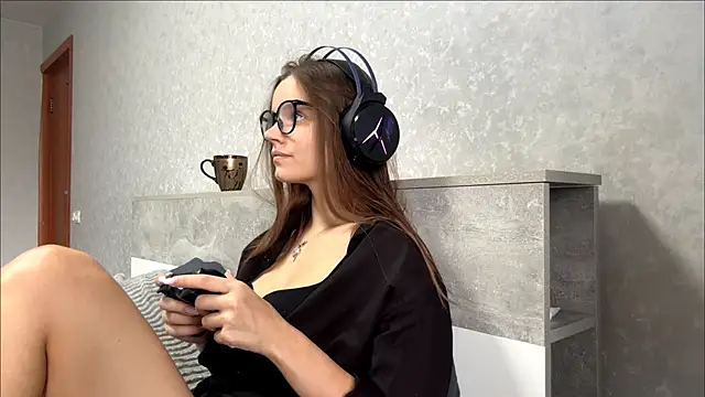 Snapshot of LisbethShellenbarger chatting on May 28, 2026, 7:05 am LisbethShellenbarger online show from May 28, 2026, 7:05 am