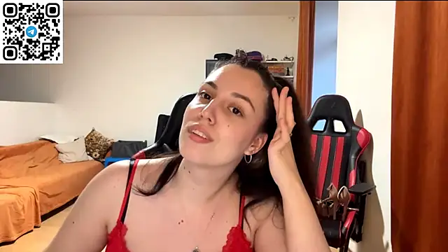 Snapshot of SweetFenomen67 chatting on July 9, 2026, 6:12 pm SweetFenomen67 online show from July 9, 2026, 6:12 pm