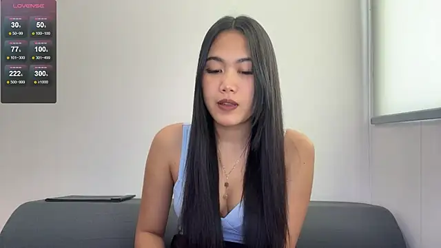 Snapshot of CozyMia chatting on May 20, 2026, 4:51 am CozyMia online show from May 20, 2026, 4:51 am