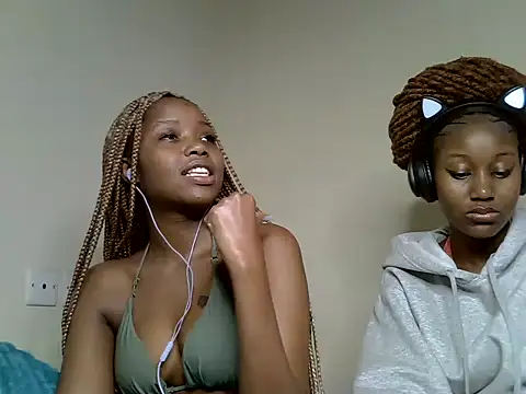 Pretty kitty48 online show from July 16, 2026, 3:51 pm