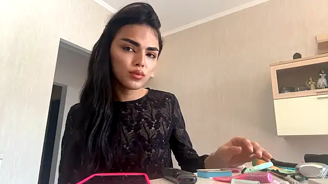 MarlyJess online show from June 23, 2026, 1:20 pm