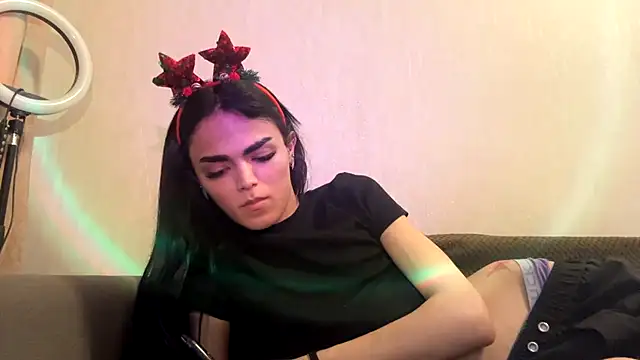 MarlyJess online show from August 7, 2026, 5:26 pm