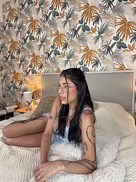 Snapshot of ChloeBellucci chatting on June 15, 2026, 7:43 am ChloeBellucci online show from June 15, 2026, 7:43 am
