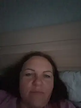 Snapshot of Meri_a chatting on July 8, 2026, 3:27 pm Meri a online show from July 8, 2026, 3:27 pm