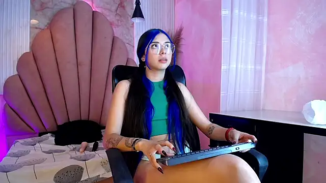 Snapshot of Kyomi_Hunt chatting on July 16, 2026, 3:34 am Kyomi Hunt online show from July 16, 2026, 3:34 am