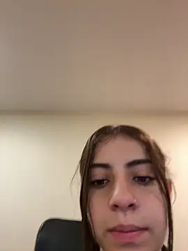 Snapshot of Hanna_Cruz_ chatting on May 29, 2026, 10:30 pm Hanna Cruz online show from May 29, 2026, 10:30 pm