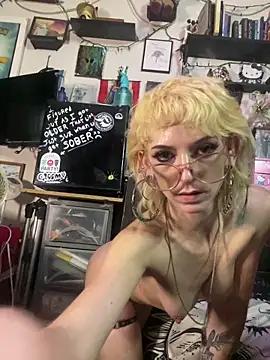 Snapshot of xxxspitwitch chatting on June 2, 2026, 3:19 am xxxspitwitch online show from June 2, 2026, 3:19 am