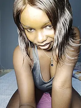 Snapshot of Sexymaurine chatting on May 31, 2026, 8:43 pm Sexymaurine online show from May 31, 2026, 8:43 pm