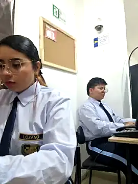 Snapshot of Angela__05 chatting on May 29, 2026, 1:42 pm Angela 05 online show from May 29, 2026, 1:42 pm