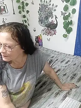 Snapshot of katrinna_ chatting on July 16, 2026, 11:33 pm katrinna online show from July 16, 2026, 11:33 pm