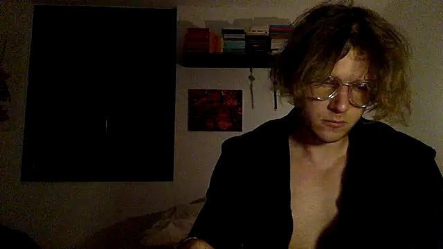 Snapshot of Sir_Jo chatting on July 5, 2026, 10:28 pm Sir Jo online show from July 5, 2026, 10:28 pm