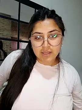 Snapshot of morena95_ chatting on May 26, 2026, 12:56 pm morena95 online show from May 26, 2026, 12:56 pm