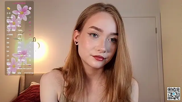 Snapshot of CassieVale chatting on June 15, 2026, 9:39 pm CassieVale online show from June 15, 2026, 9:39 pm
