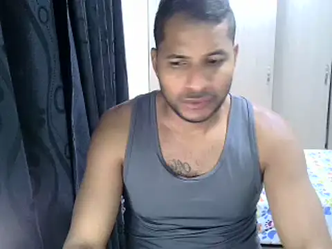 Snapshot of Bruno_vip chatting on July 23, 2026, 11:57 pm Bruno vip online show from July 23, 2026, 11:57 pm