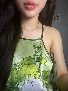 Uri sexy online show from June 5, 2026, 7:36 am