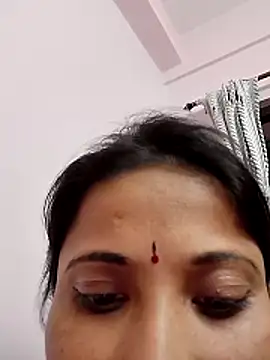 Snapshot of sampachatterjee234 chatting on June 13, 2026, 6:50 pm sampachatterjee234 online show from June 13, 2026, 6:50 pm